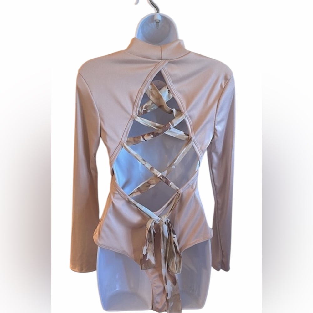 Wisteria Lane Lace Up Back Bodysuit Size Large Nude Long Sleeve Mock Neckline - Picture 5 of 13